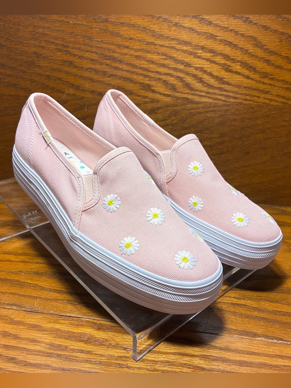 Keds x Magnolia Bakery Embroidered Daisy Platform Slip-On Sneakers Pink Size 7.5